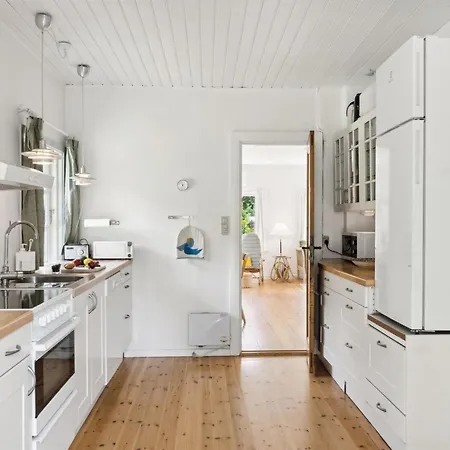 Holiday home Heidl - 1-3km To The Inlet By Interhome